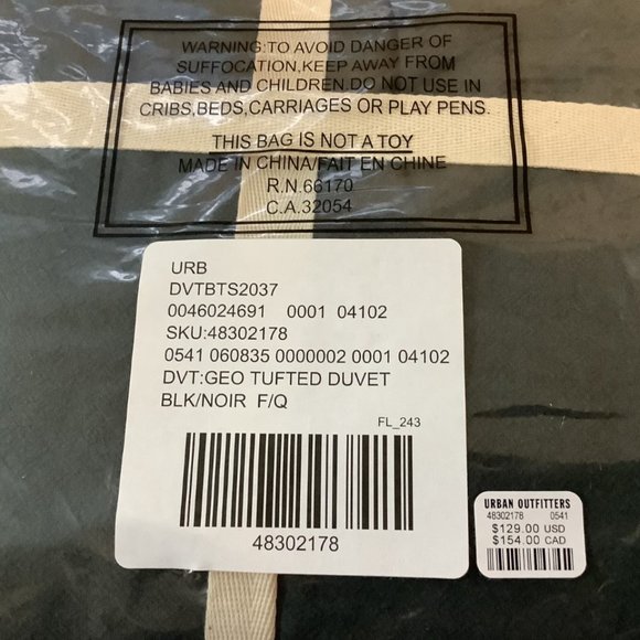 NWT- F/Queen Geo Tufted Duvet - Picture 5 of 6